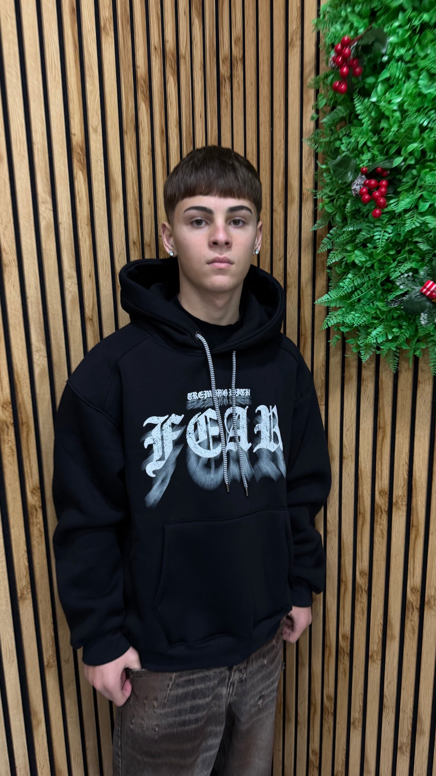 Felpa “Fear Laces” Cappuccio Premium Quality