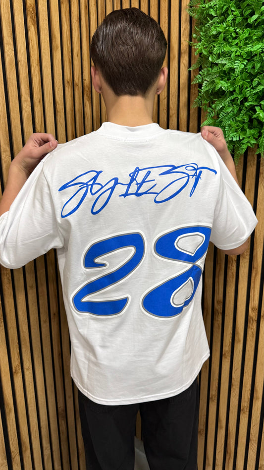 T-Shirt Stampa Retro "28"