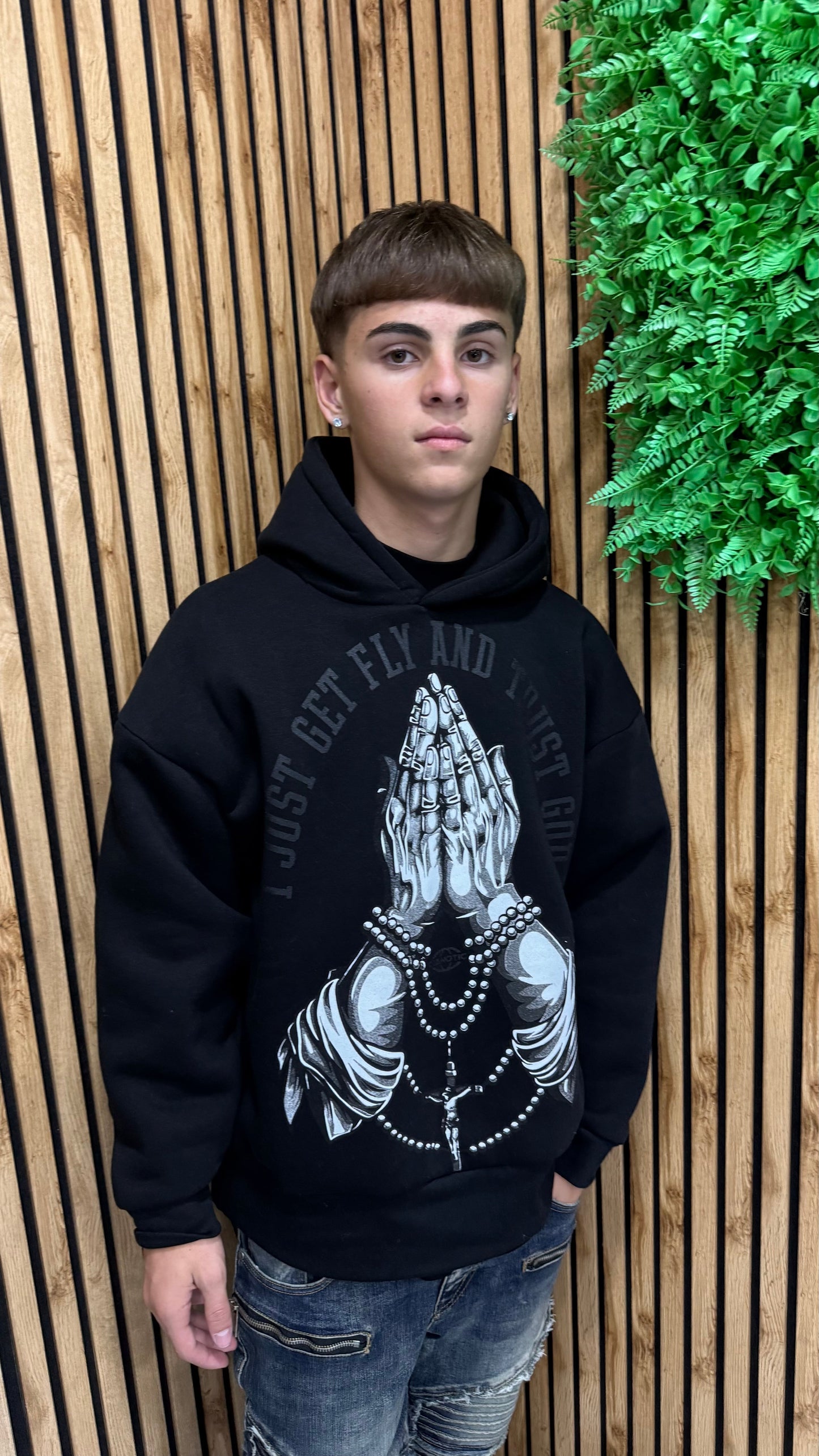 Felpa “Pray” Cianotic