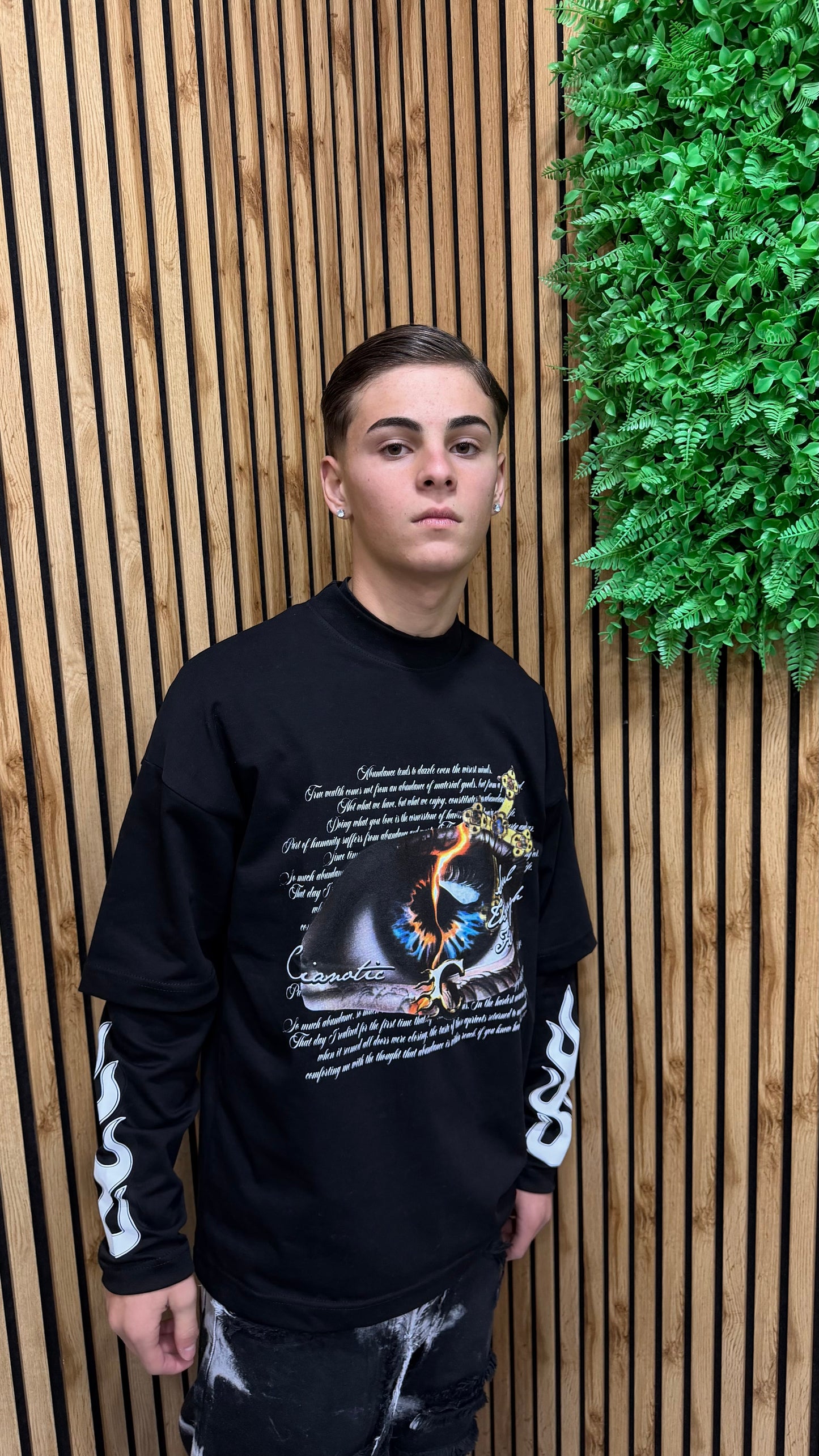 T-Shirt Long Sleeve Eyes Cianotic