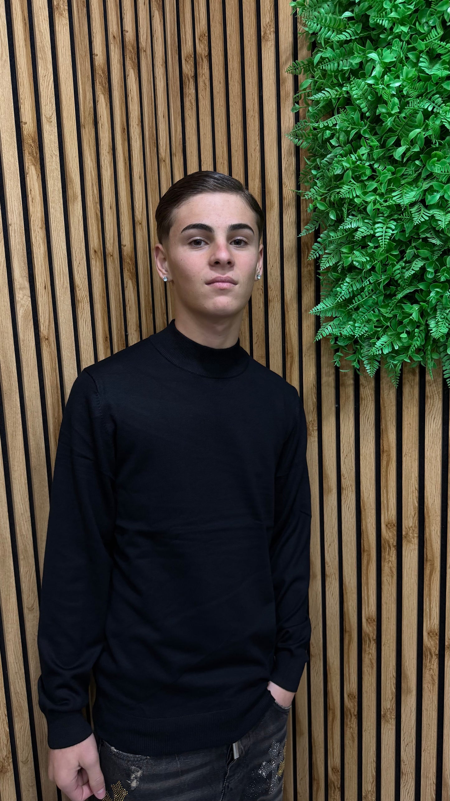 Maglioncino In Filo Mezzo Collo